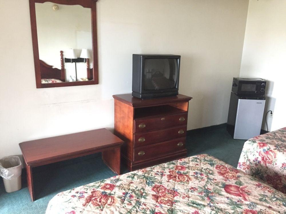 דיקסון Rodeway Inn מראה חיצוני תמונה