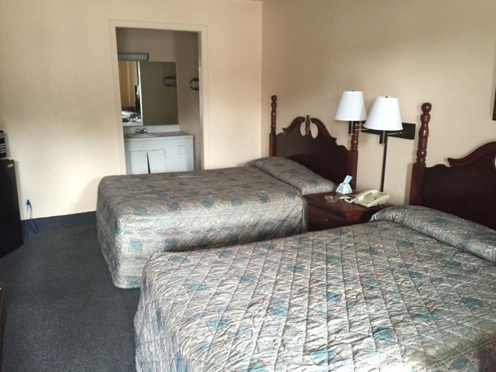דיקסון Rodeway Inn מראה חיצוני תמונה