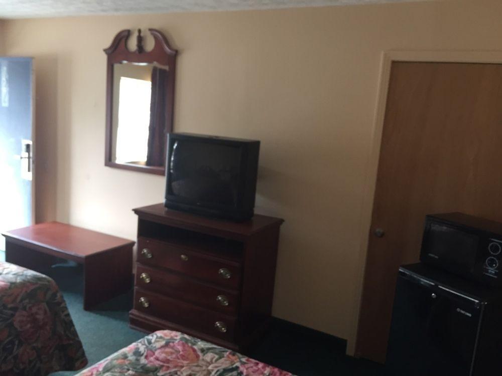 דיקסון Rodeway Inn מראה חיצוני תמונה