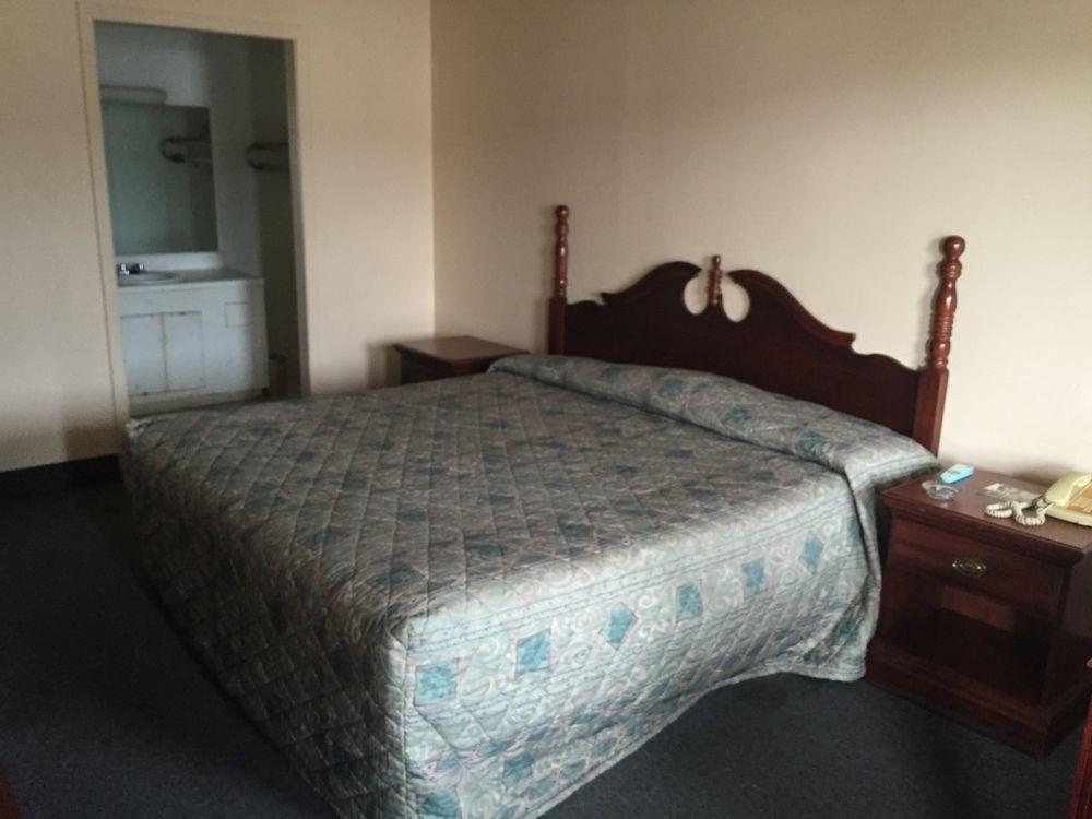 דיקסון Rodeway Inn מראה חיצוני תמונה