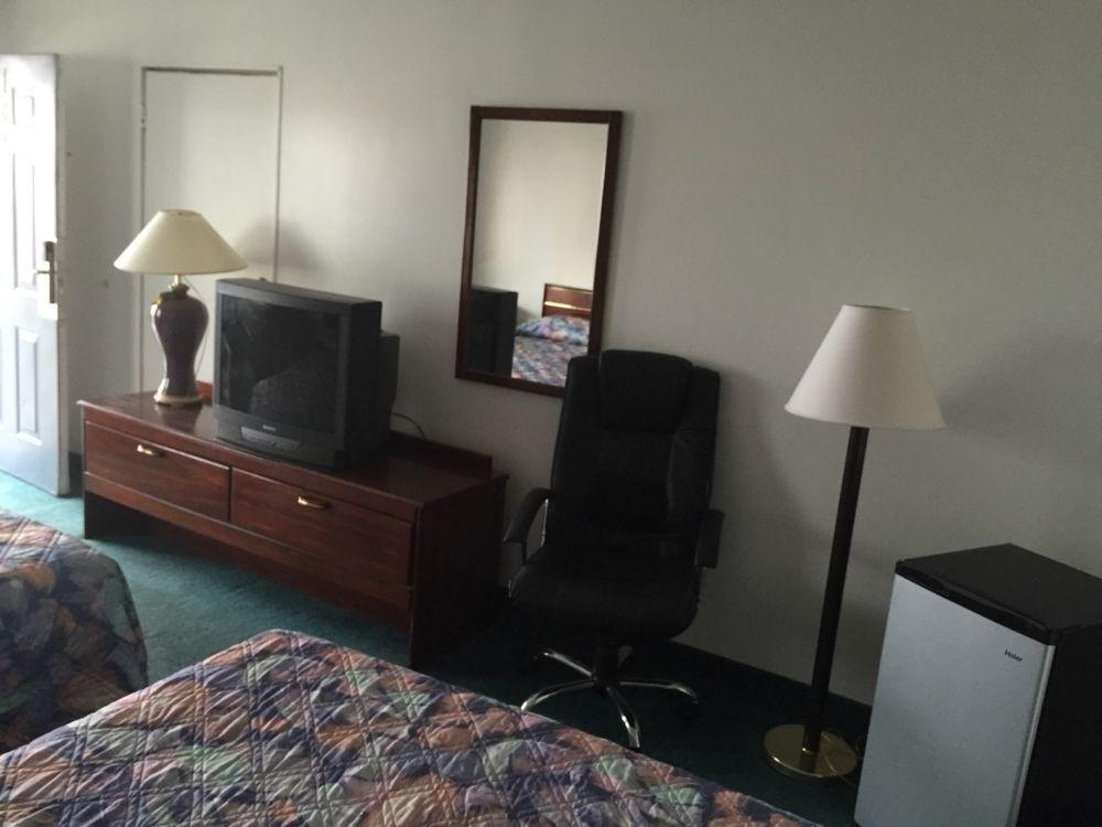 דיקסון Rodeway Inn מראה חיצוני תמונה