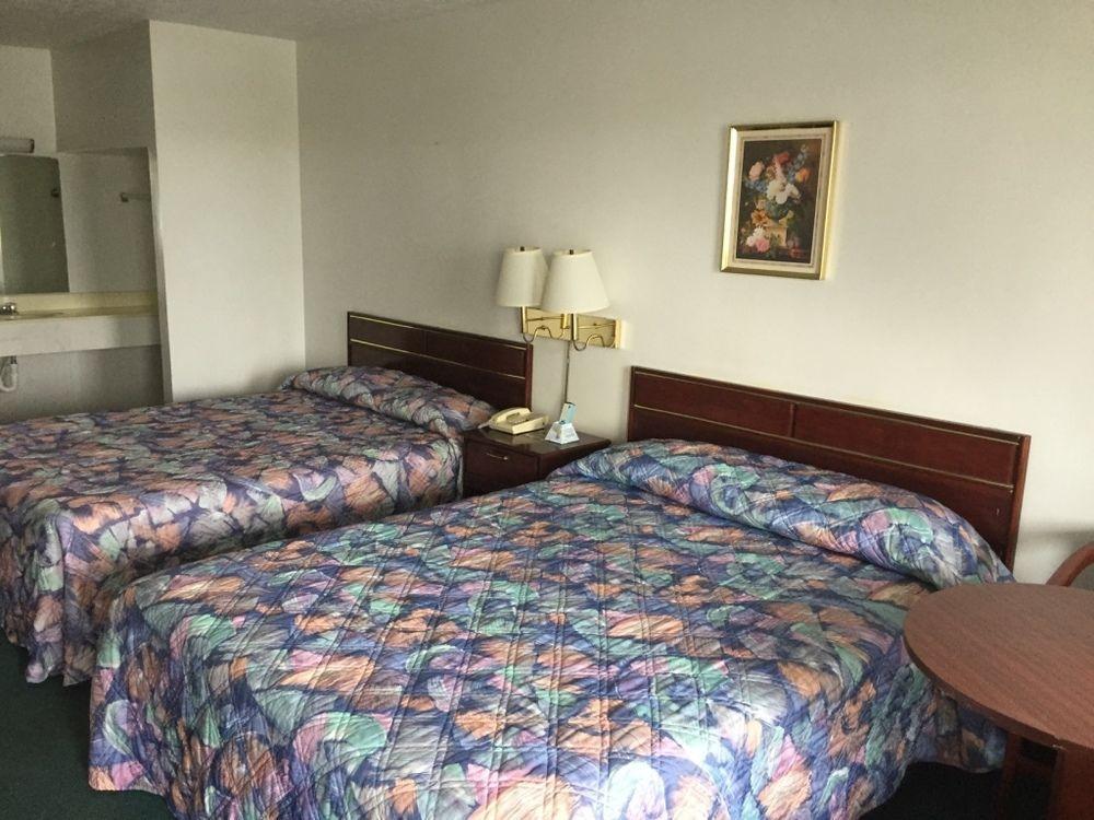 דיקסון Rodeway Inn מראה חיצוני תמונה